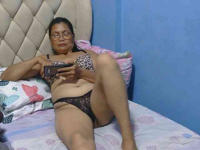 hOtGranny4u hOtGranny4u