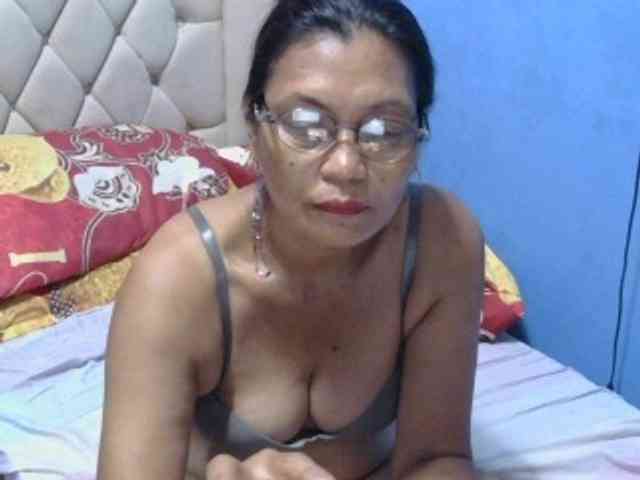 hOtGranny4u webcam