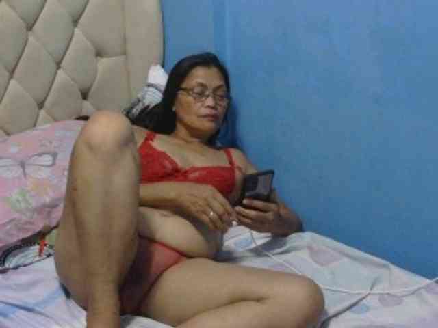 hOtGranny4u webcam