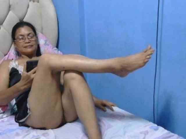 hOtGranny4u webcam