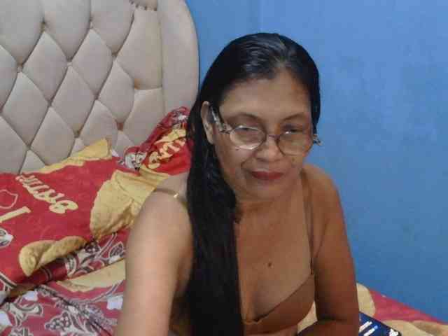 hOtGranny4u