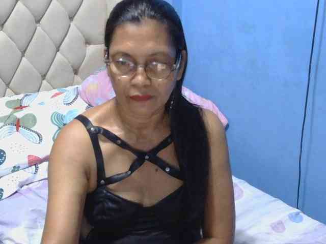 hOtGranny4u webcam