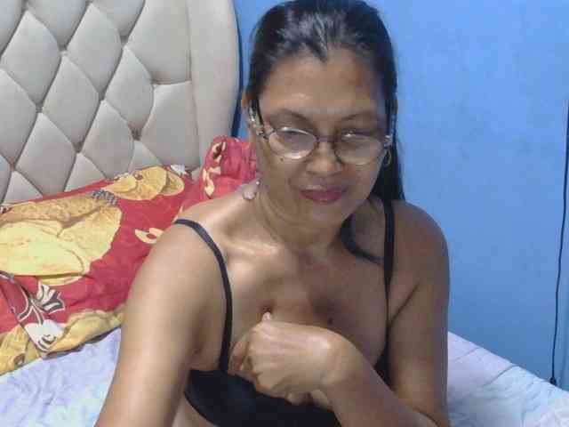 hOtGranny4u webcam