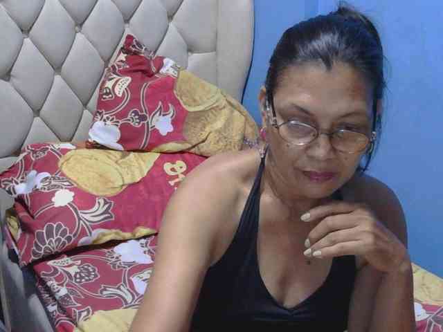 hOtGranny4u webcam