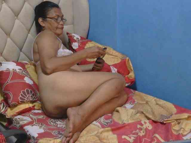 hOtGranny4u hOtGranny4u