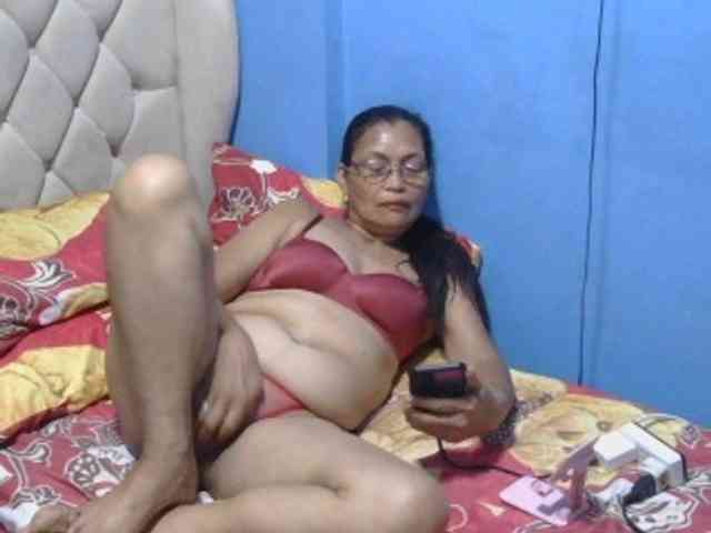 hOtGranny4u