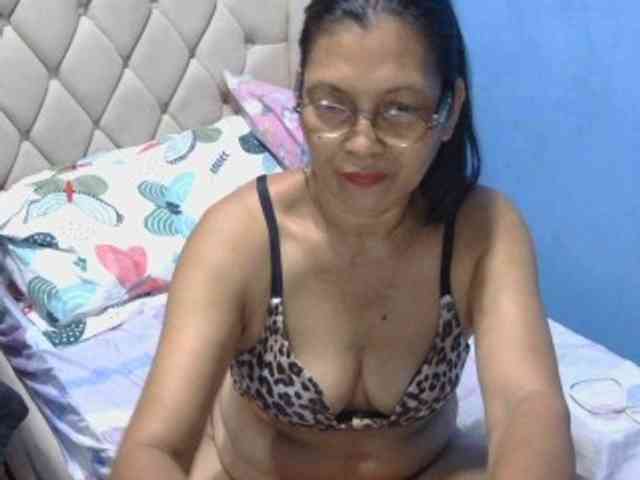 hOtGranny4u webcam