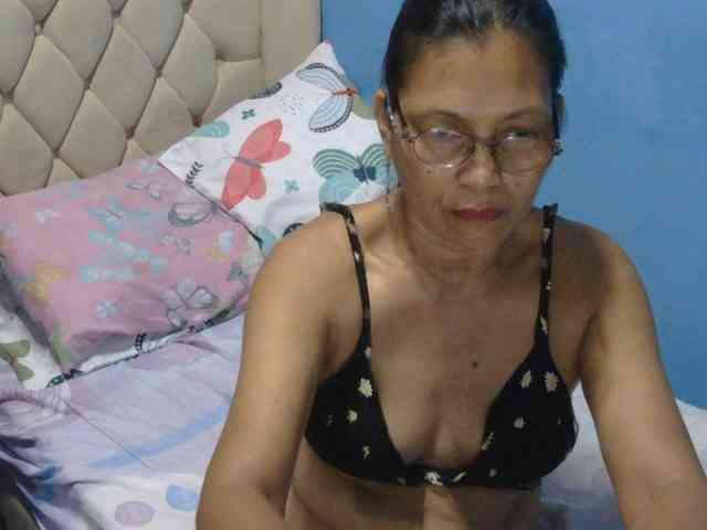 hOtGranny4u webcam