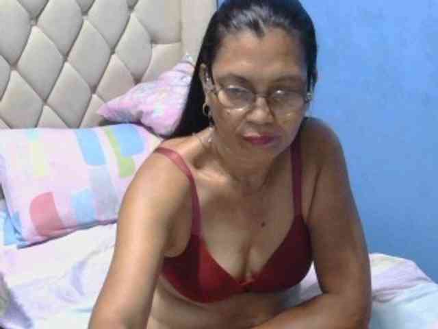 hOtGranny4u webcam