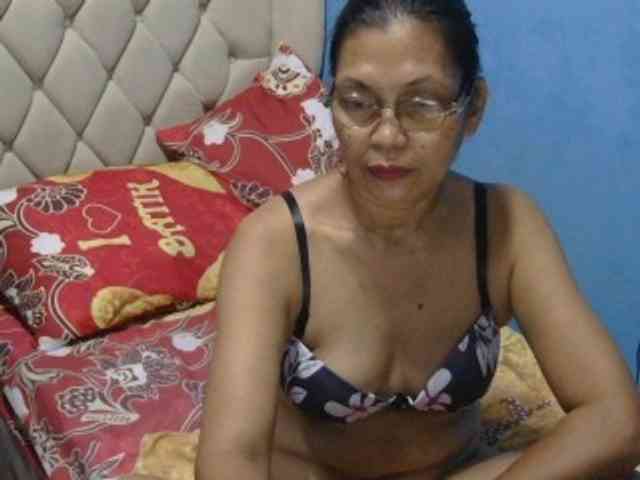 hOtGranny4u hOtGranny4u