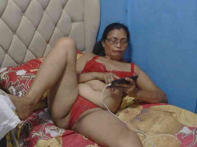 hOtGranny4u webcam