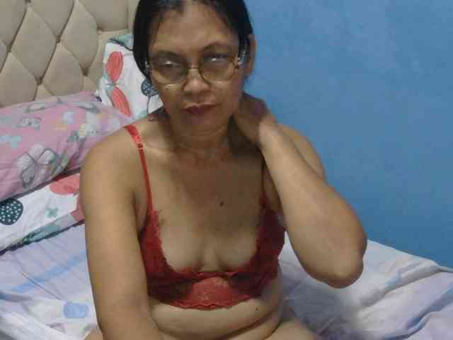 hOtGranny4u