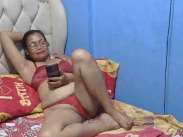 hOtGranny4u