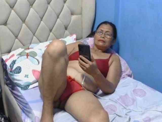 hOtGranny4u webcam
