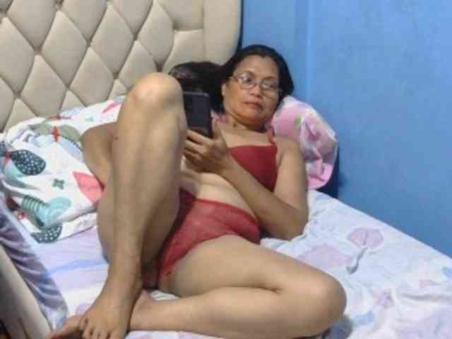 hOtGranny4u