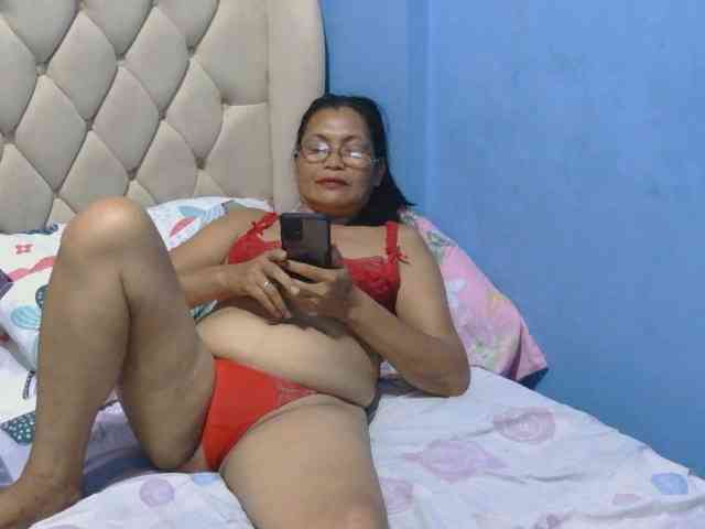 hOtGranny4u