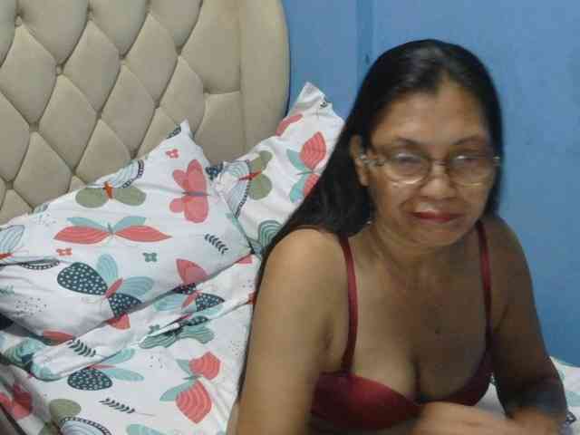 hOtGranny4u