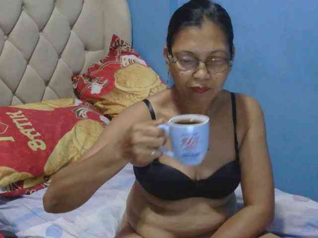 hOtGranny4u webcam