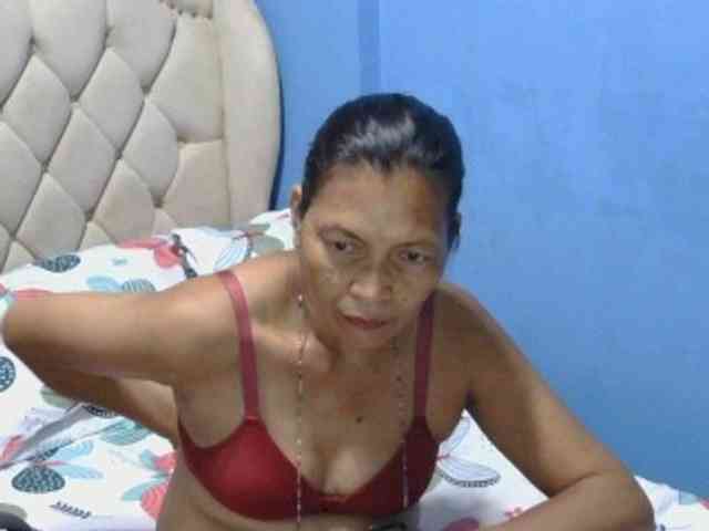 hOtGranny4u webcam