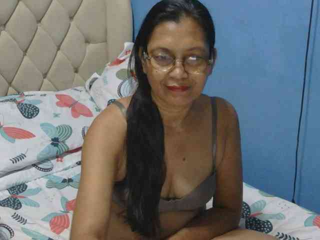 hOtGranny4u webcam