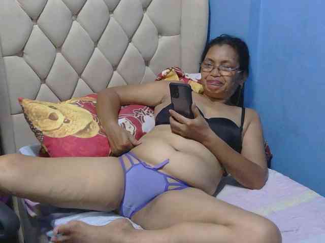 hOtGranny4u