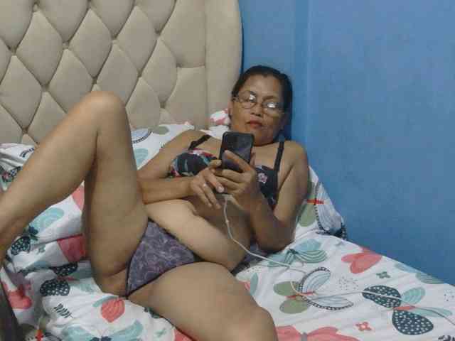 hOtGranny4u