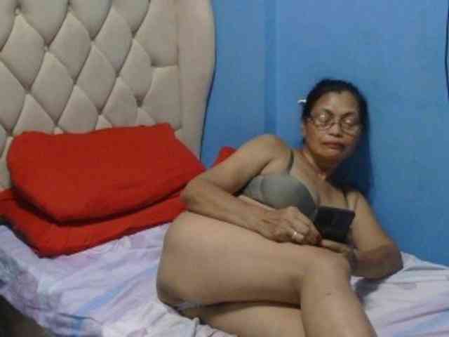 hOtGranny4u hOtGranny4u