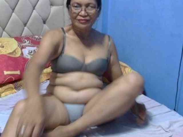 hOtGranny4u