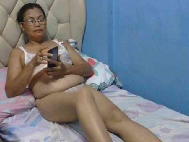 hOtGranny4u