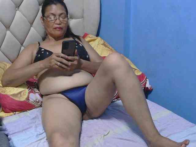 hOtGranny4u webcam