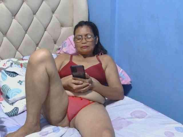 hOtGranny4u webcam