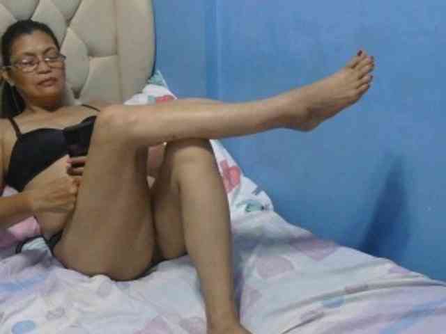 hOtGranny4u webcam