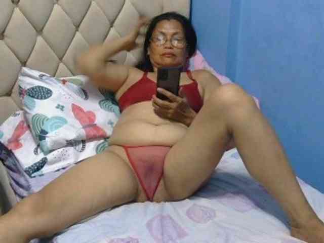hOtGranny4u webcam