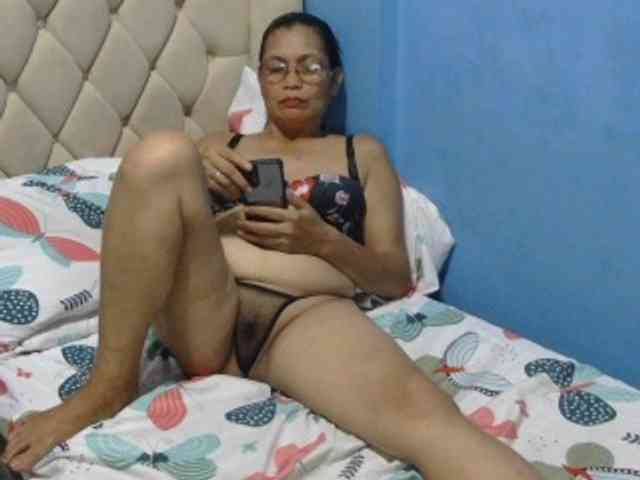 hOtGranny4u webcam
