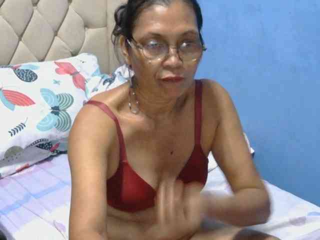 hOtGranny4u webcam