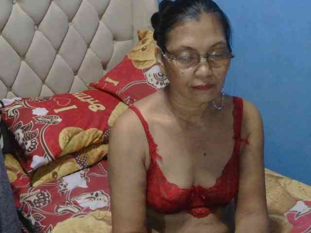 hOtGranny4u webcam