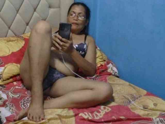 hOtGranny4u