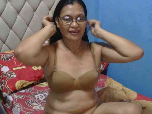 hOtGranny4u webcam