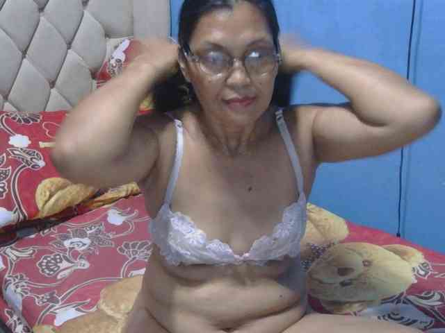 hOtGranny4u webcam