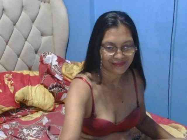 hOtGranny4u webcam