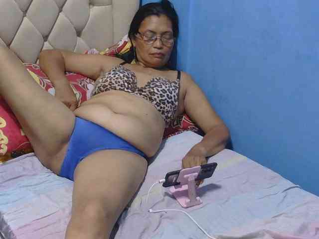 hOtGranny4u hOtGranny4u