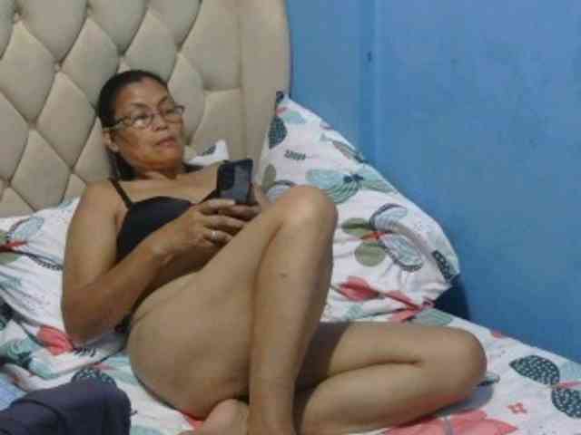 hOtGranny4u hOtGranny4u