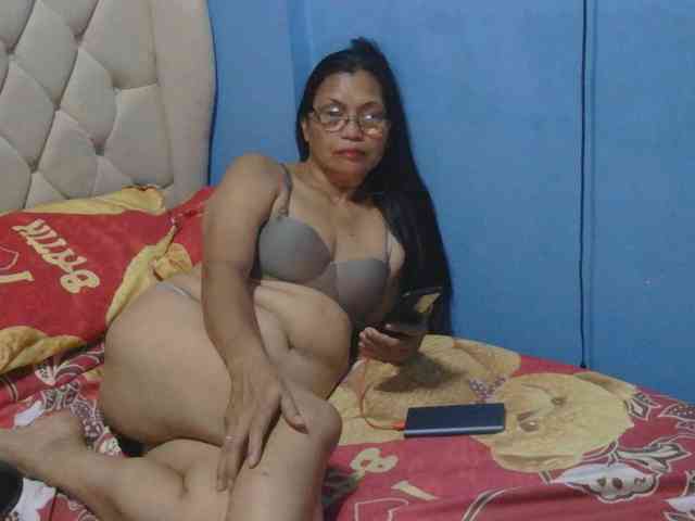 hOtGranny4u webcam