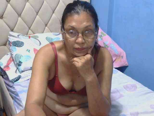 hOtGranny4u