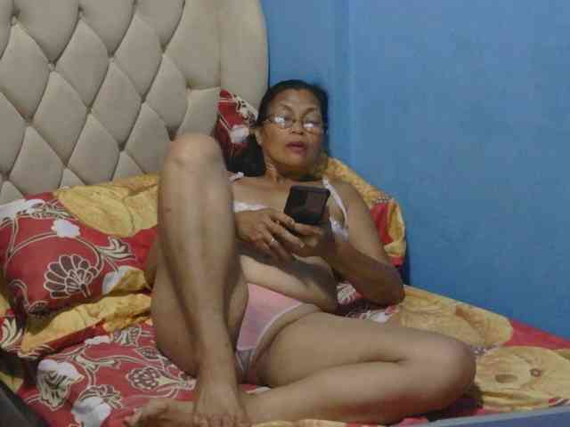 hOtGranny4u hOtGranny4u