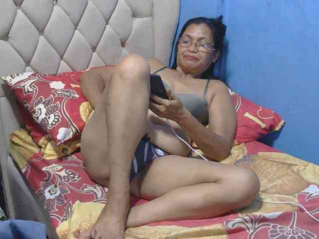 hOtGranny4u webcam