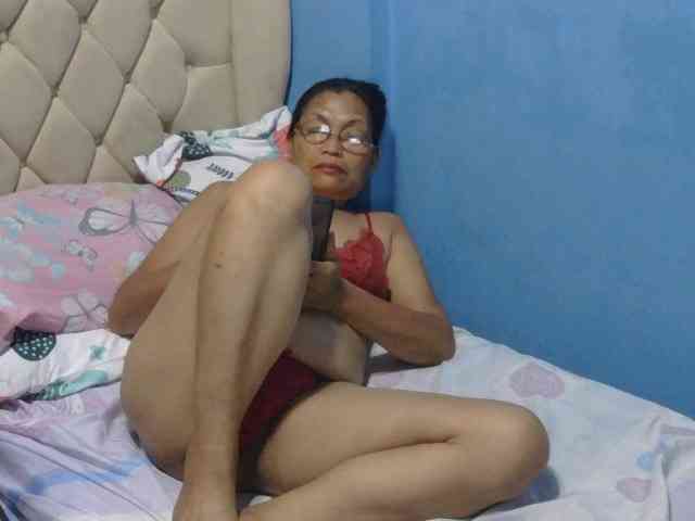 hOtGranny4u webcam