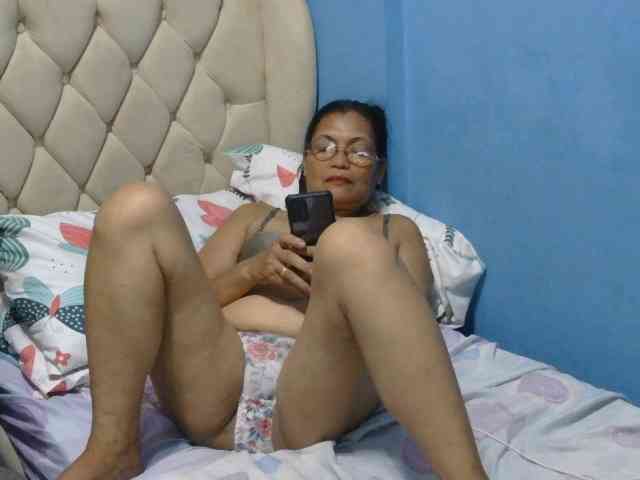 hOtGranny4u hOtGranny4u