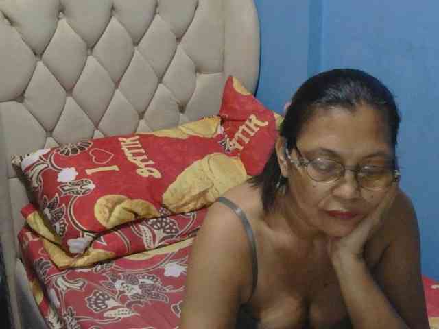 hOtGranny4u hOtGranny4u
