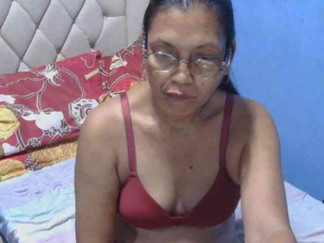 hOtGranny4u